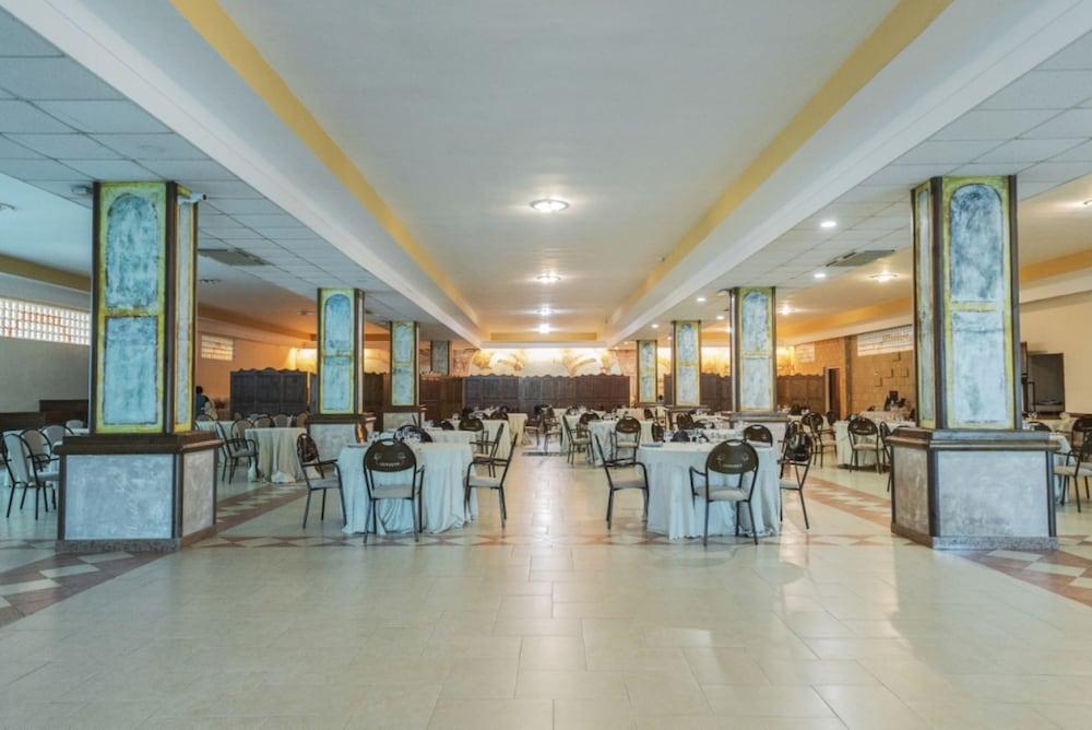 Hotel Bizantino Massafra Luaran gambar